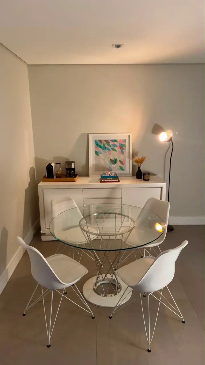 Mesa de Jantar + 4 cadeiras Eames (Tok&Stok) - Foto 3