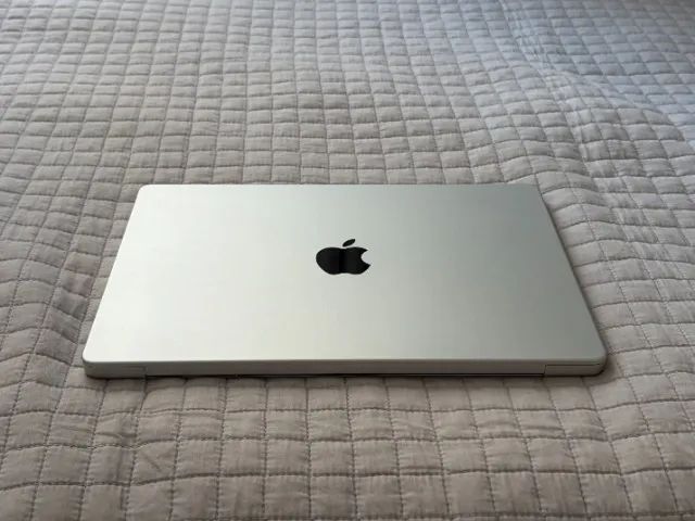 MacBook Pro 14 M4 16GB RAM 512GB SSD - Impecável | Saúde da
