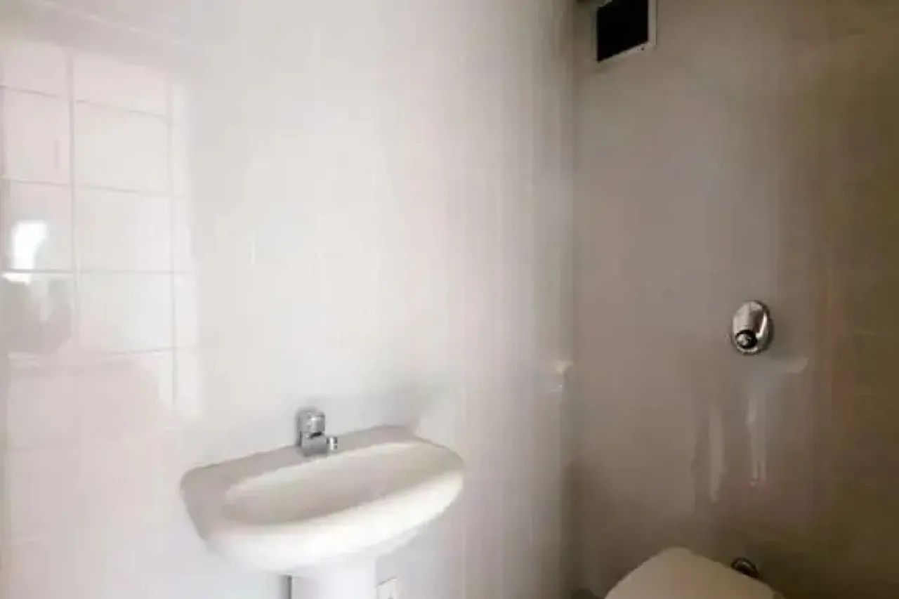 Escritório para Alugar no Bairro Moinhos de Vento com Área de 40m² disponível para Locação - Foto 10