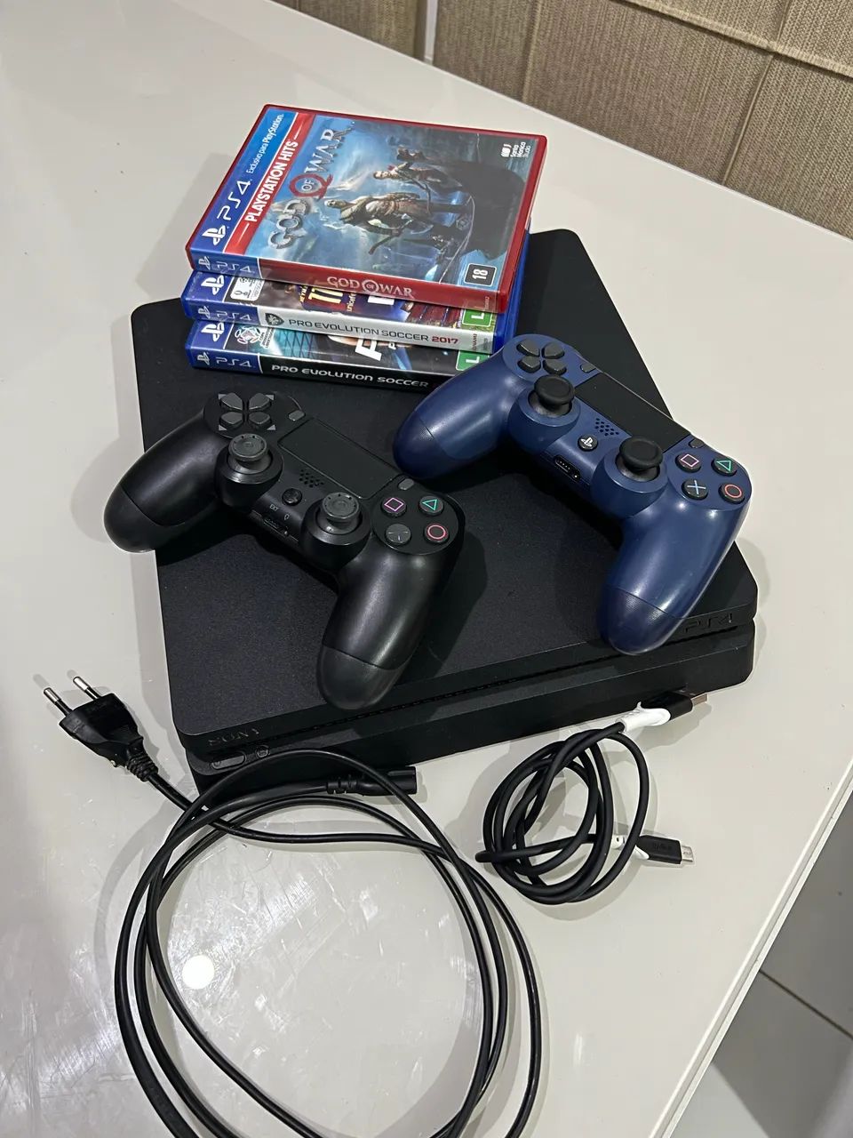 Ps4 slim 1tb