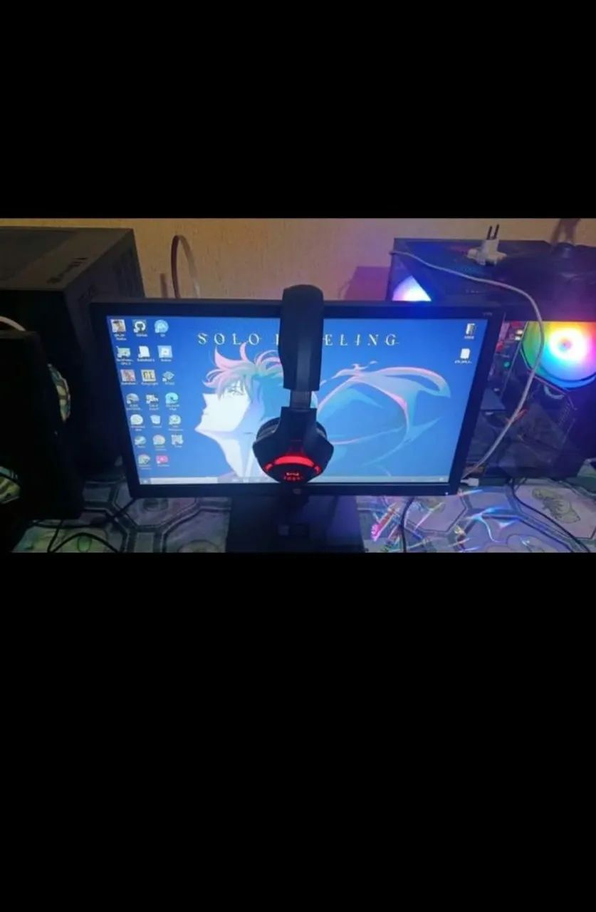 Computador, com rx580 8vram , 16 de ram , mouse teclado .