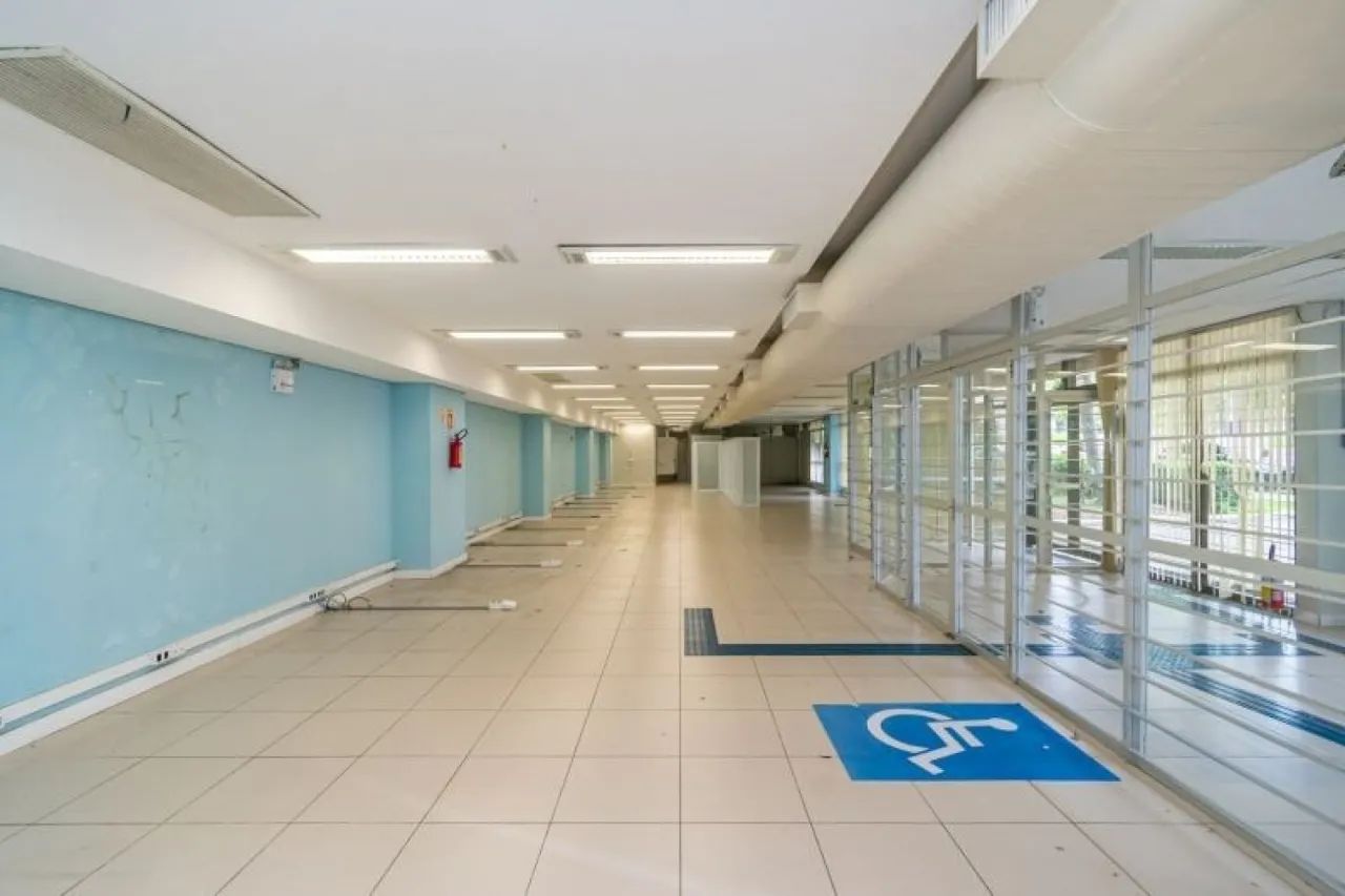 Loja com 353 m² - Foto 5