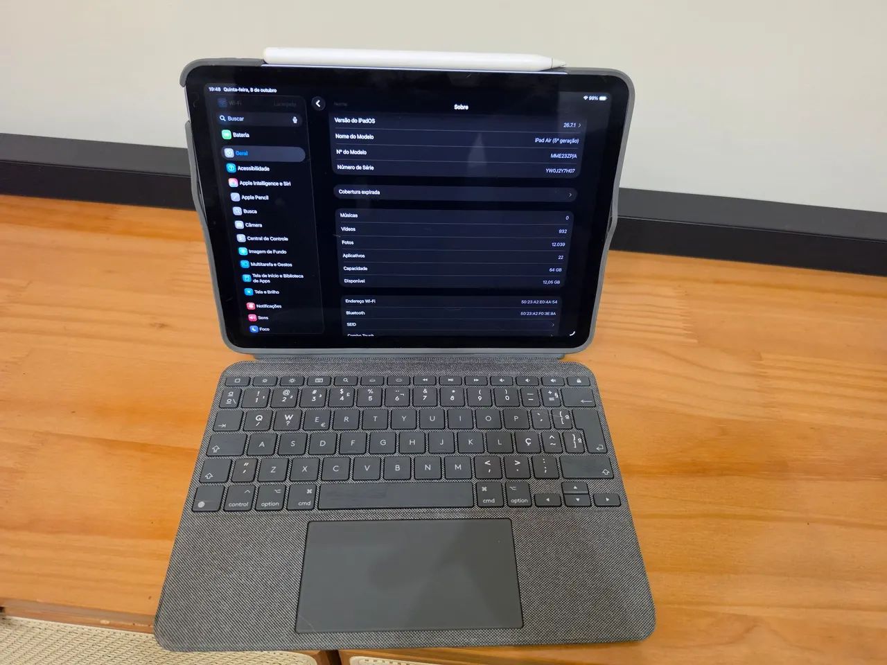 iPad air 5 (M1) - 64gb - Wifi - Apple Pencil 2 + Capa Teclado Logitech - Foto 4