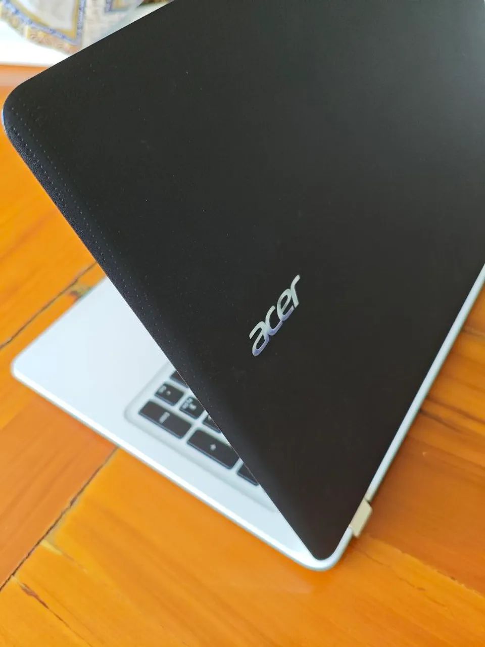 Notebook Acer I3 com SSD impecável  - Foto 4