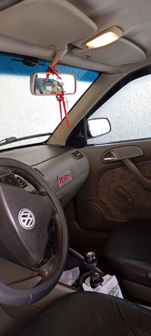 Volkswagen Gol GERAÇÃO III PLUS 1.0 MI 8V GASOLINA MEC. 4P 2001