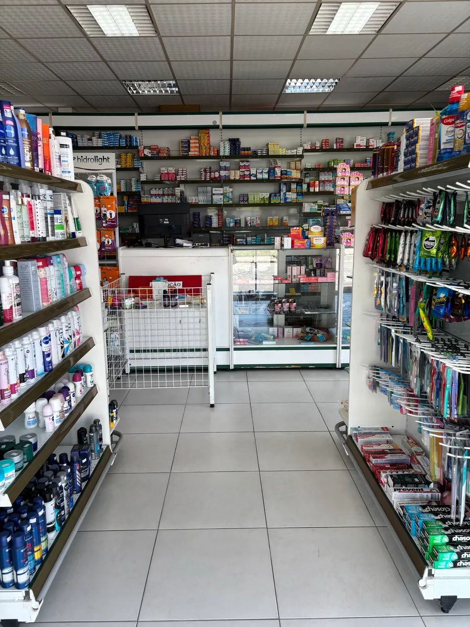 Farmácia em atividade - Foto 2