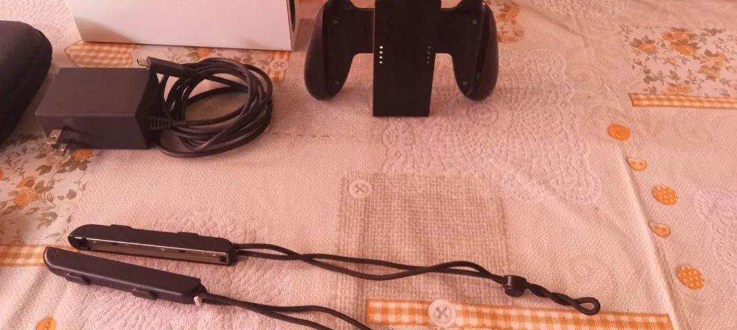 Nintendo Switch v1 desbloqueado usado - Foto 2
