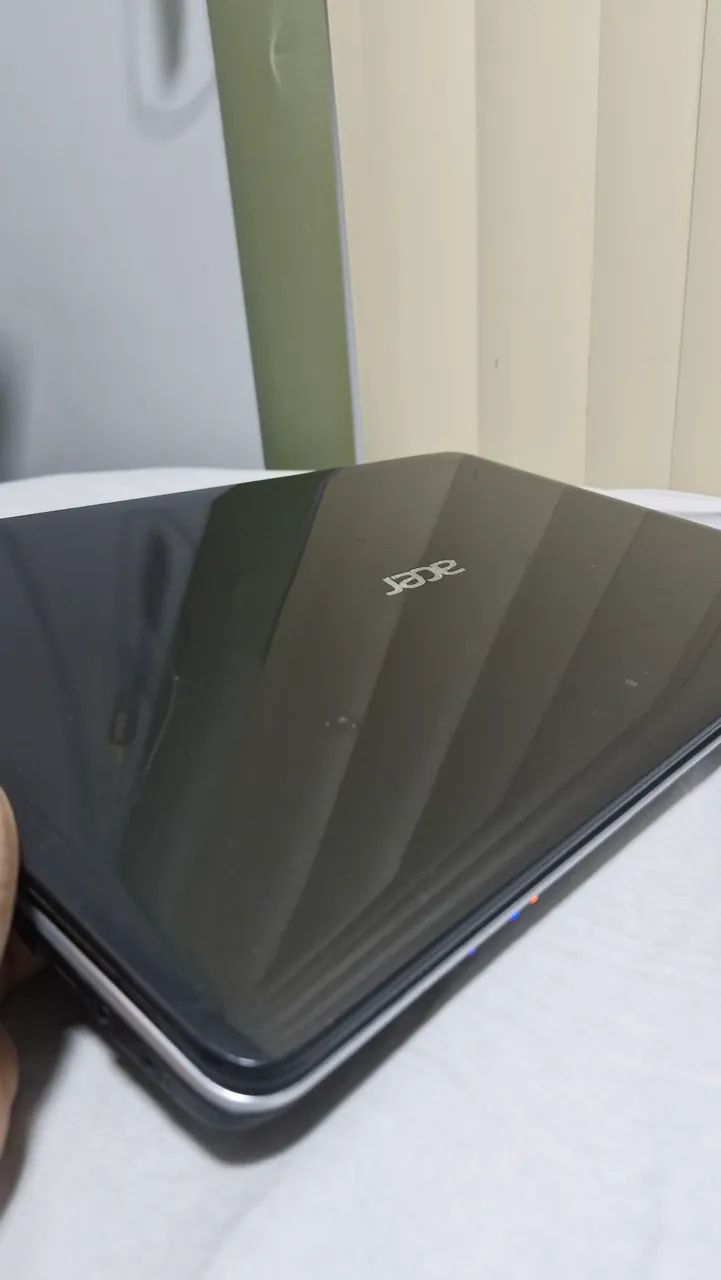 vendo esse notebook acer para estudos - Foto 2