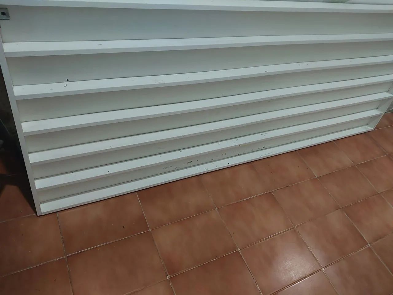 Expositor de esmaltes 