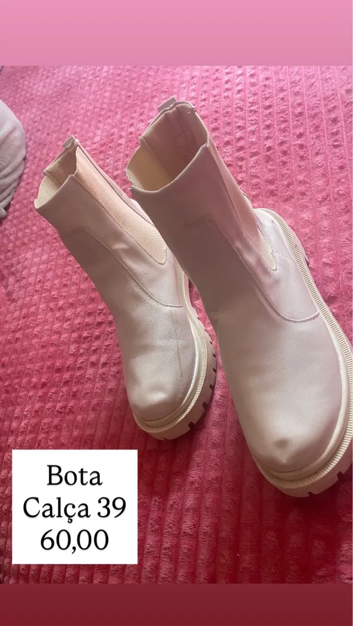 Bota bege nova super confortável  - Foto 2