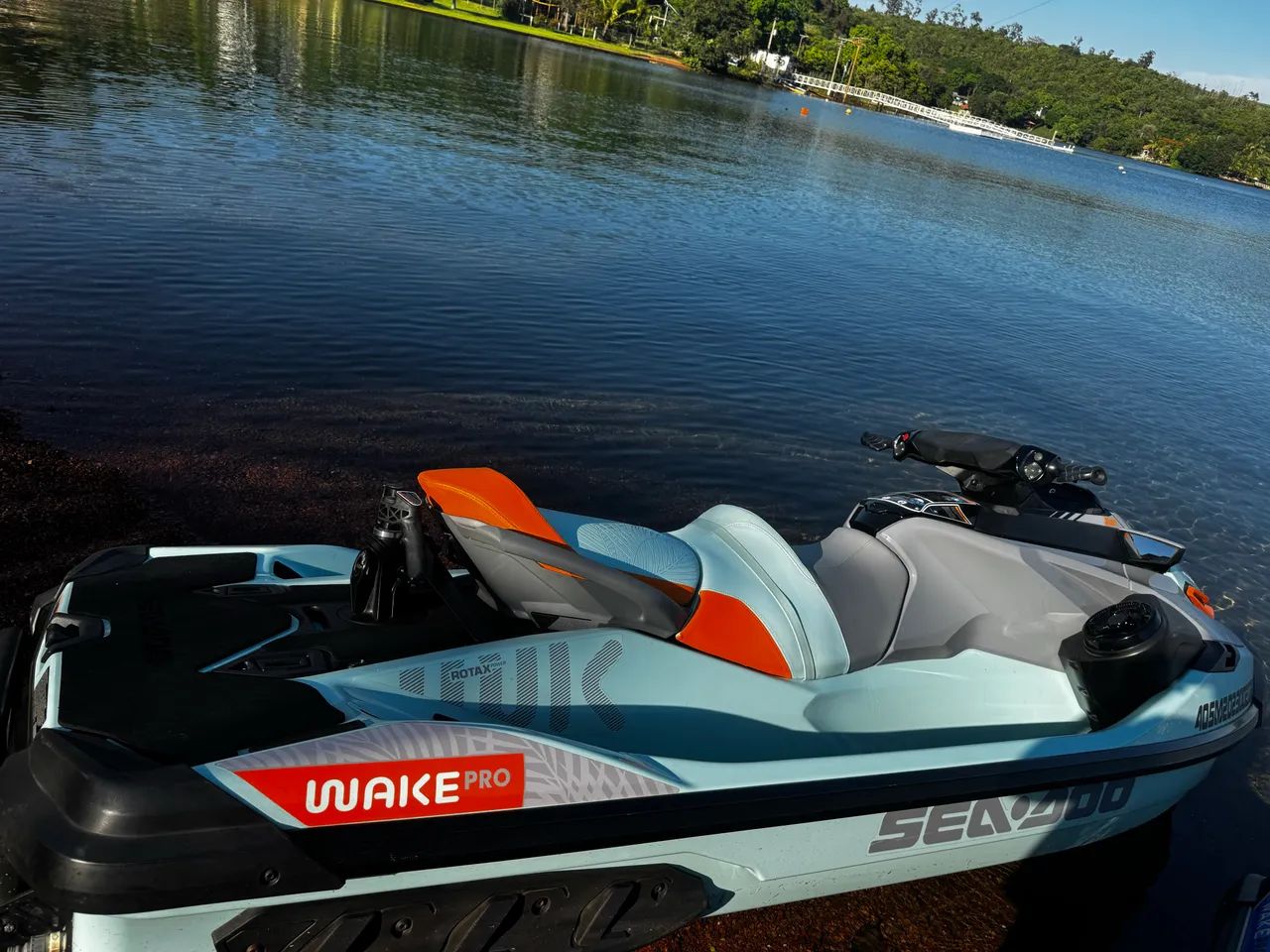 Wake Pro 230 2023