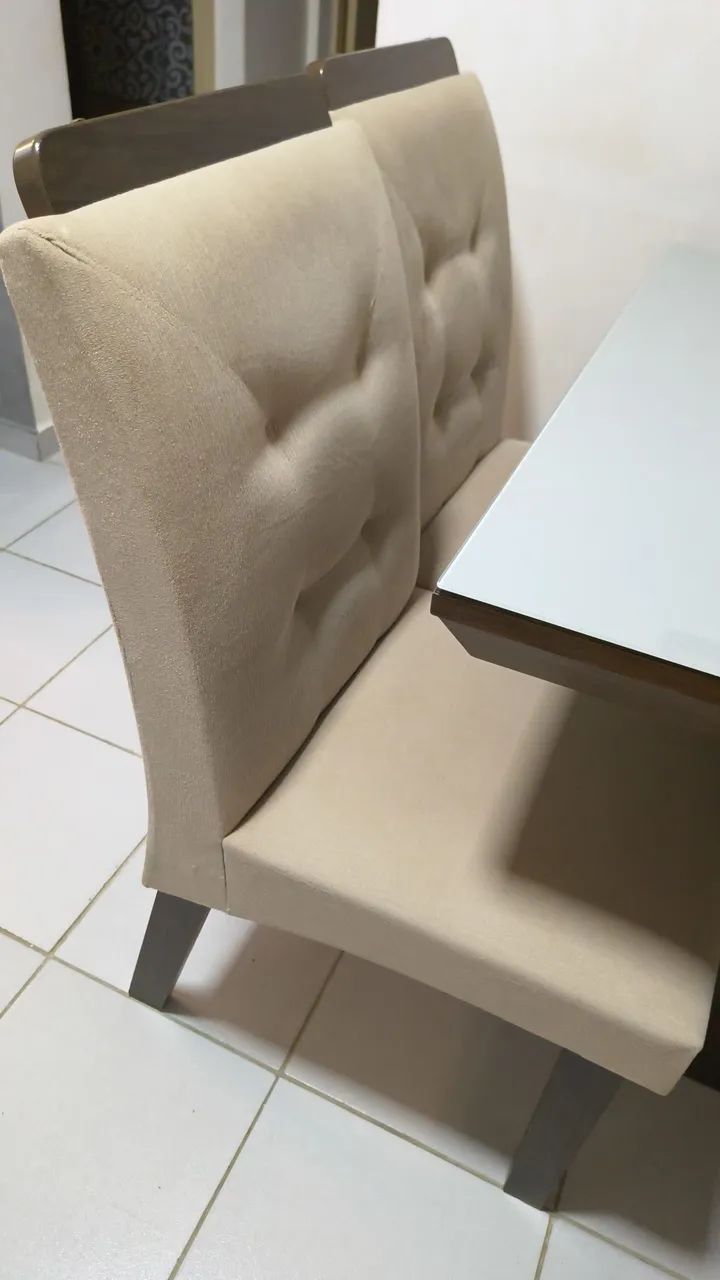 VENDO Conjunto Mesa / Cadeiras **LEIA O ANUNCIO** - Foto 2