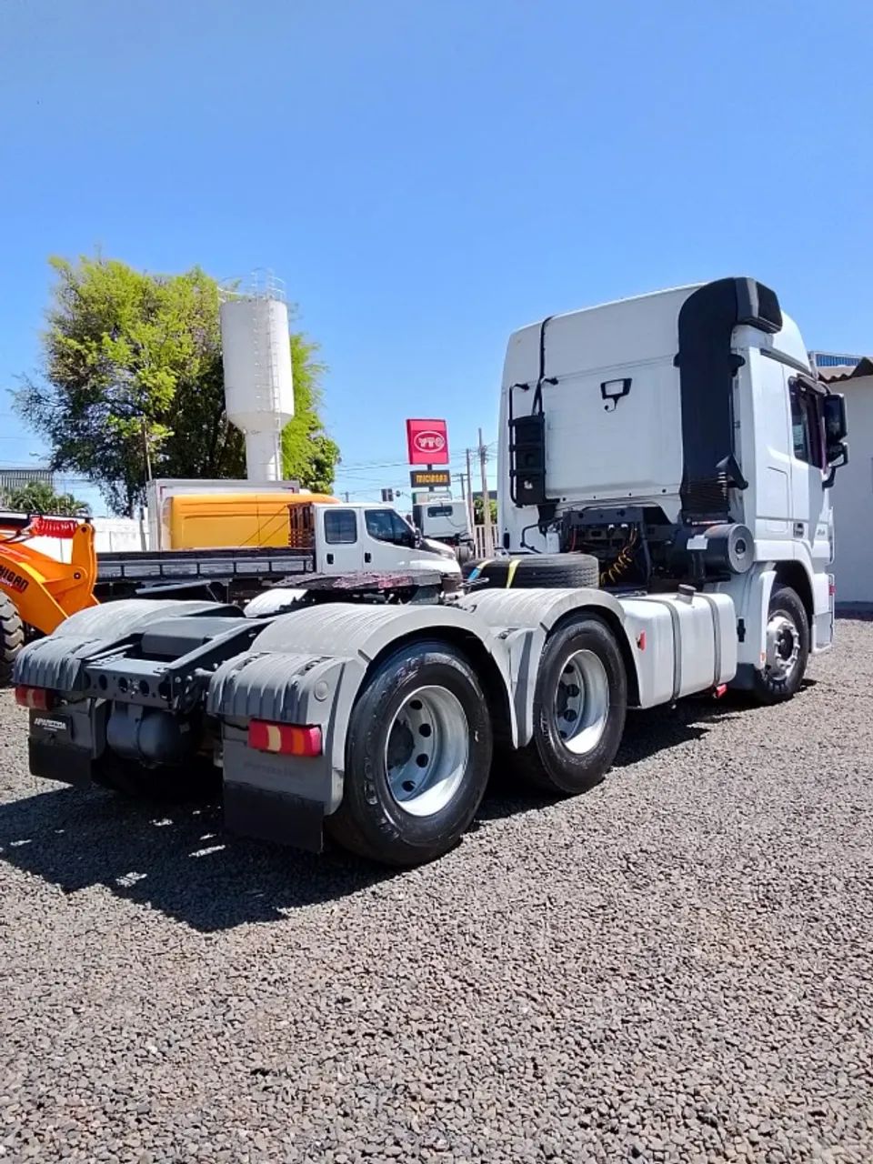 MB 2546 Actros Mega Space 6x2 Ano 2018 - Foto 3