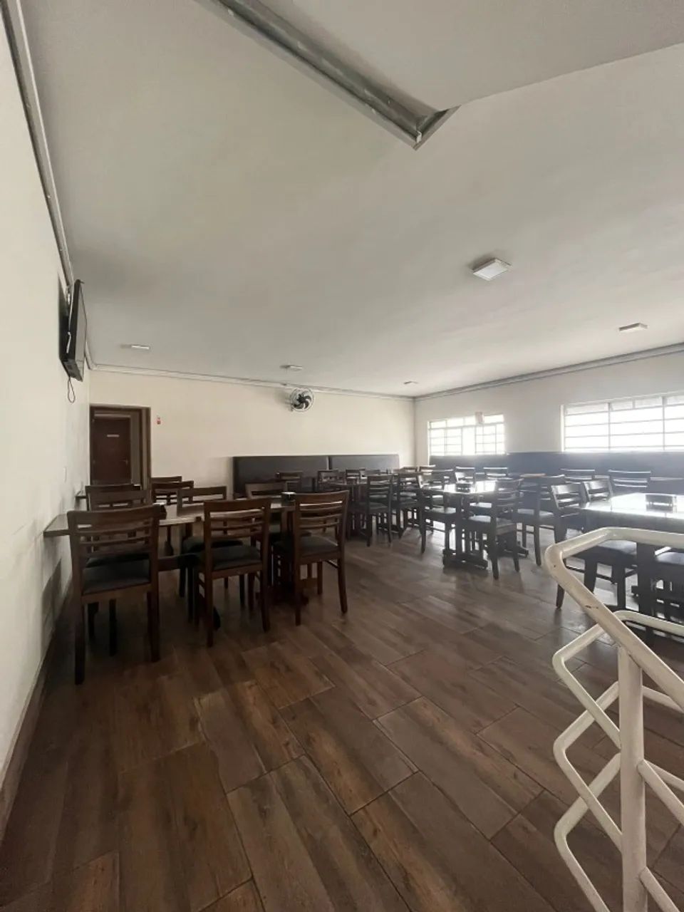 Restaurante - LL de R$ 10 mil - somente almoço