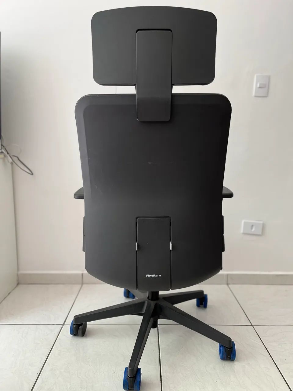 Cadeira Flexform Tecton All Black Unique - Foto 2