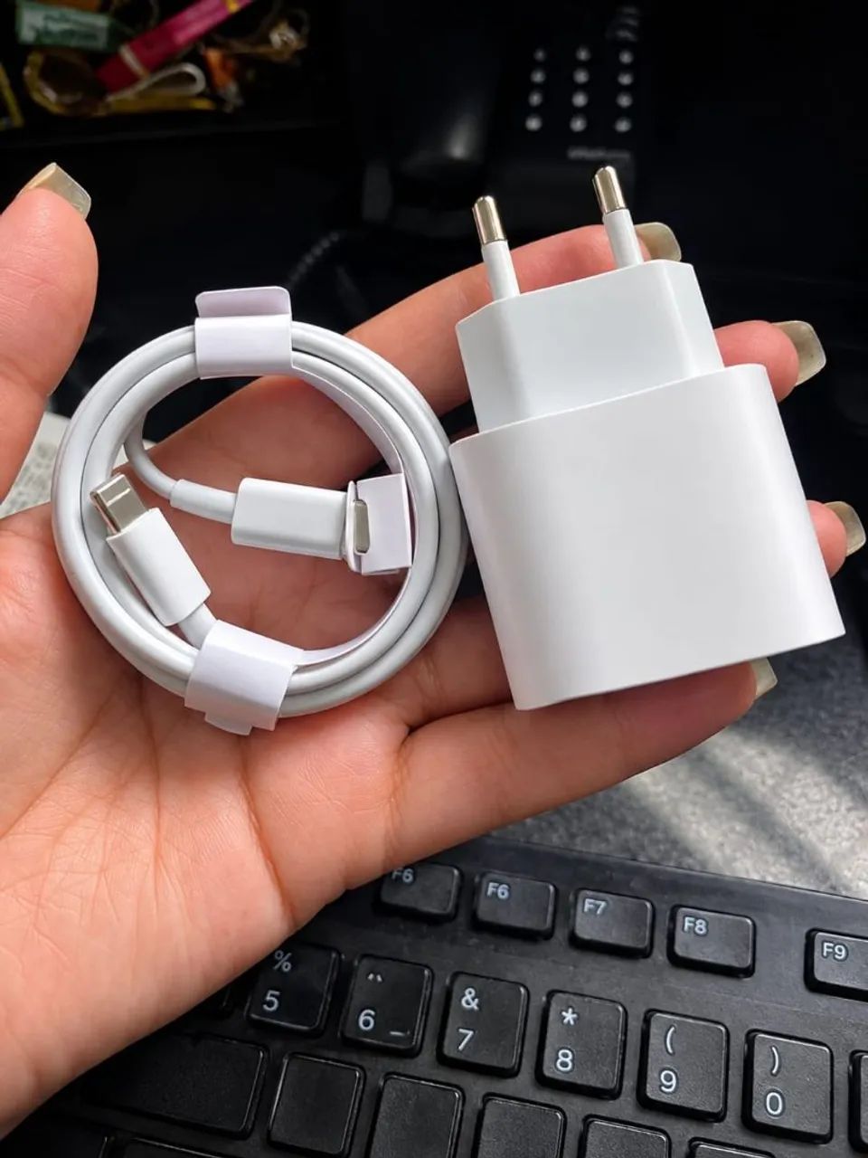 Carregador de iPhone turbo