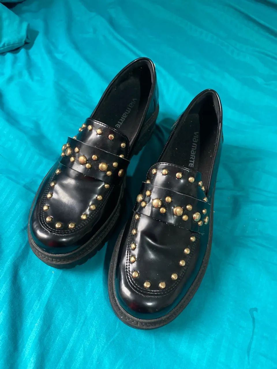 mocassim plataforma com spikes 38