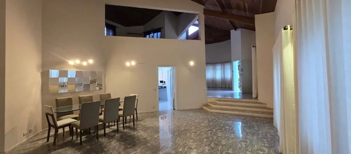 Belissima casa térrea com 4 dormitórios sendo 3 suítes piscina aquecida - Foto 5