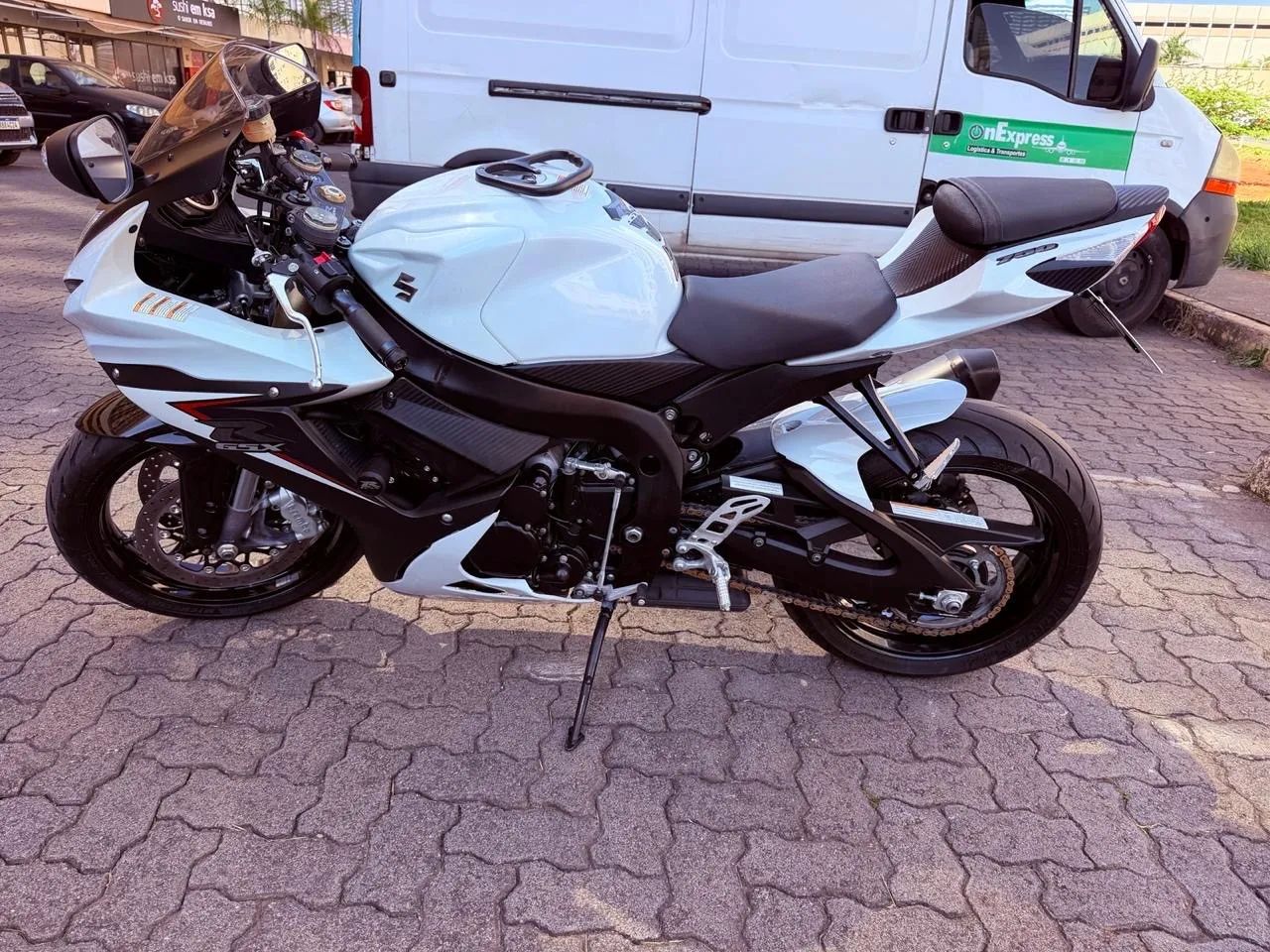 GSX-R 750 W Srad 2014 - 1531262560 | OLX