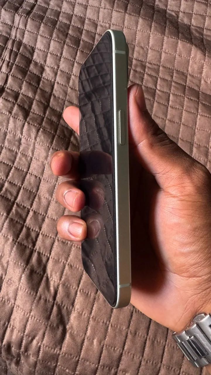 iPhone 15 - Foto 4