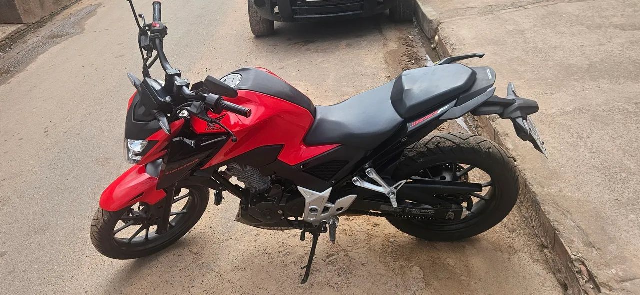 CB300F SemiNova - Foto 4