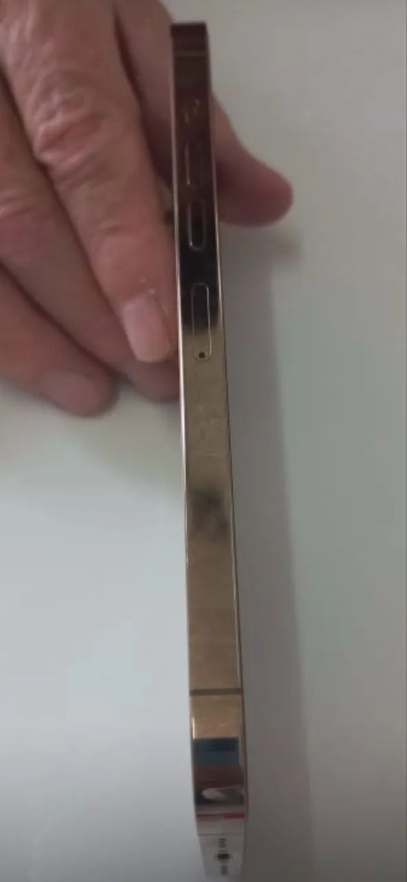 VENDO IFHONE 13 PRÓ MAX DOURADO  - Foto 4