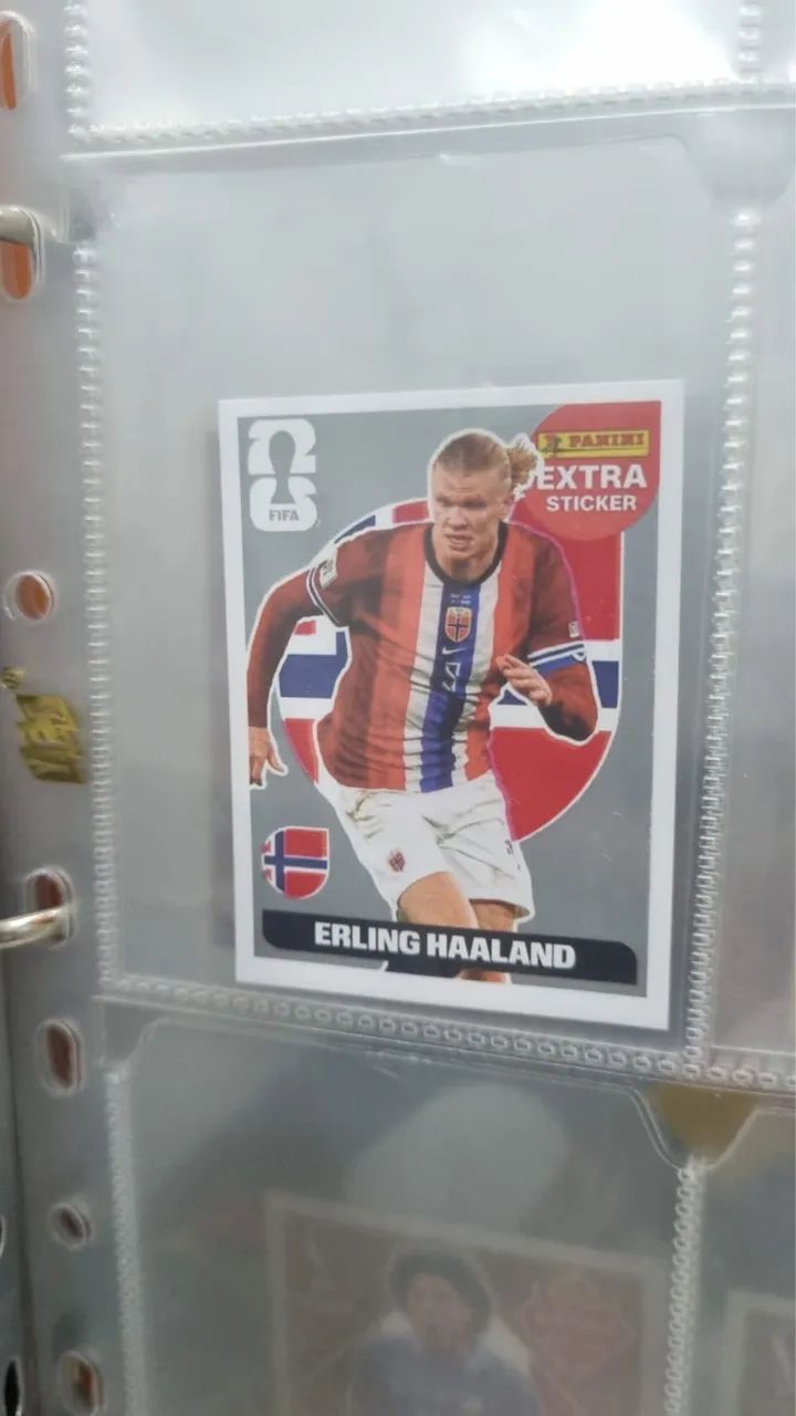 Figurinha Panini prata Haaland 2026 - Foto 2