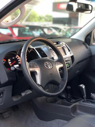Hilux SRV 4x4 Flex Automático - 2015 /2015 - Novíssima - Aceito Troca. Financio - Foto 13