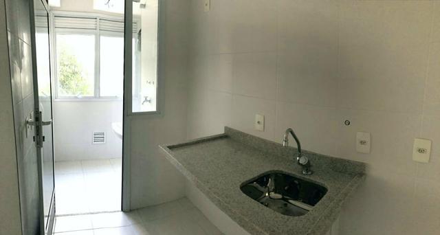Apartamento na Aclimação 1 Dormitório Com Varanda e Vaga de Garagem - Foto 2