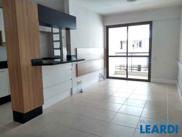 Apartamento à venda com 3 dormitórios em Pantanal, Florianópolis cod:533033
