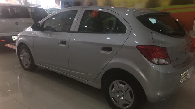 CHEVROLET ONIX 2018/2018 1.0 MPFI JOY 8V FLEX 4P MANUAL - Foto 2