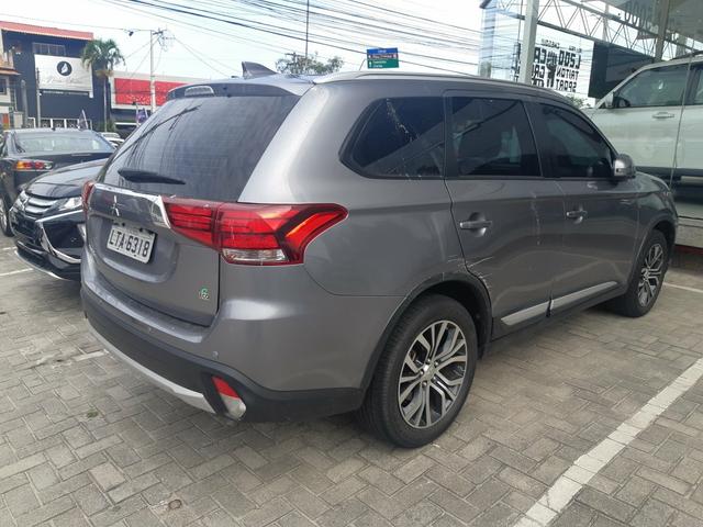 Outlander 2.0 Cvt At 2017 - 1 Ano de Garantia Mitsubishi Raion Barra (21) 3504-5000 - Foto 3