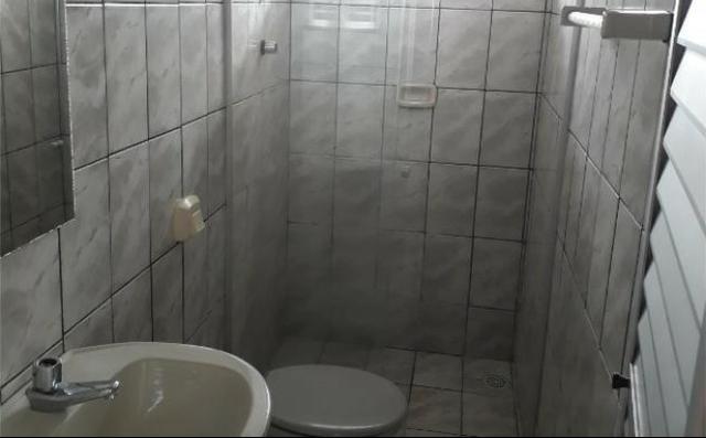 Aluguel de quartos com segurança, conforto e estacionamento - Foto 3