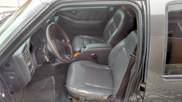 GM Blazer Advantage 2.4 modelo 2005 Pitbull com GNV legalizado - Foto 4