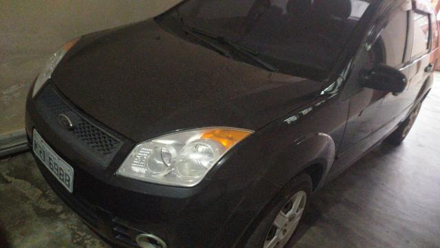 Fiesta Hatch 2008 1.0 completo entrada de 3.000+parcelas à combinar - Foto 2