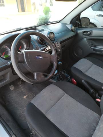 Fiesta Hatch 1.0 Rocam - Foto 2