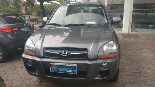 TUCSON 2.0 GLS 2wd Até 2016* 1 Ano de Garantia* Raion Mitsubishi 21-3504-5000