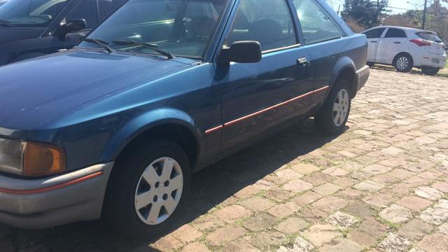 Vendo Ford escort - Foto 2