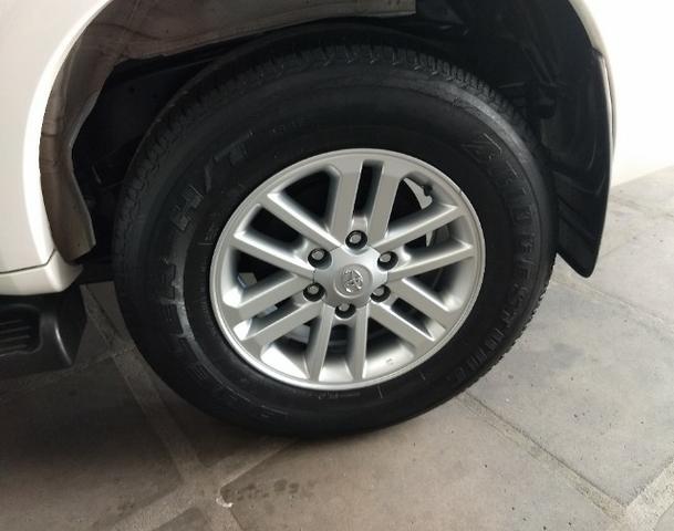 SW4 SR 2.7 Flex Aut 7 Lugares 2015 - Foto 7