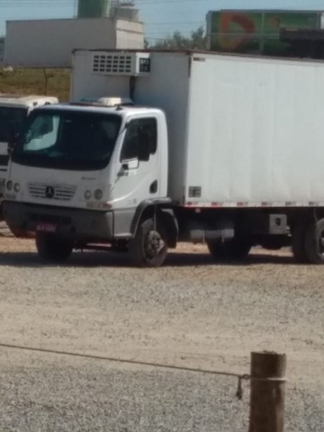 VENDO CAMINHÃO