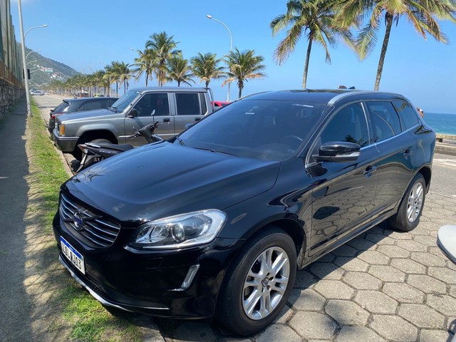 VOLVO XC 60 T5 ANO 2016 COM 60 MIL KM