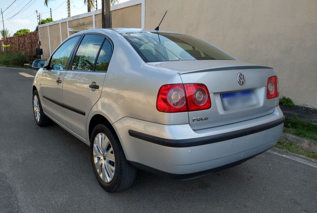 VW POLO SEDAN 2009