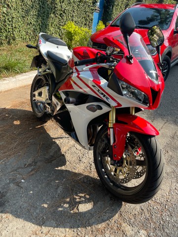 HONDA CBR RR 600