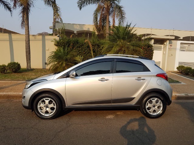 HYUNDAI HB20X 1.6 STYLE EM PERFEITO ESTADO BAIXA KM!!