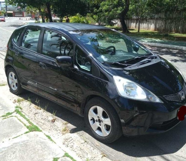 HONDA FIT LX AT 2011