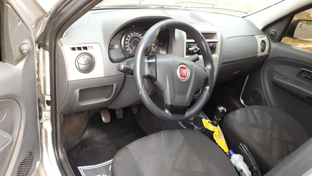 VENDO FIAT PALIO 2015, COMPLETO!