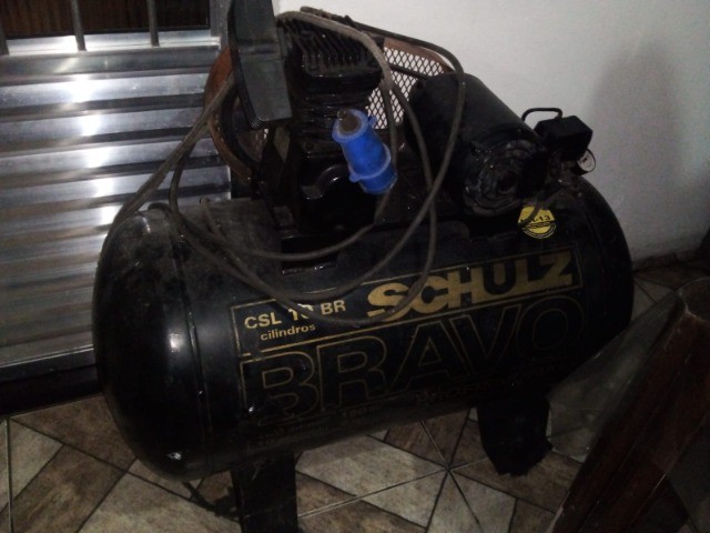 Compressor de ar  Schulz 178 litros 