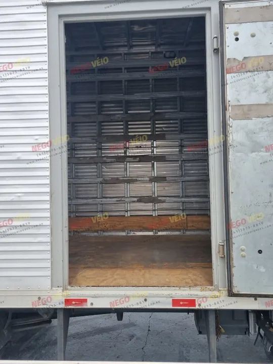 Iveco Vertis 90V18 Ano/Modelo:2012/2013 - Foto 15