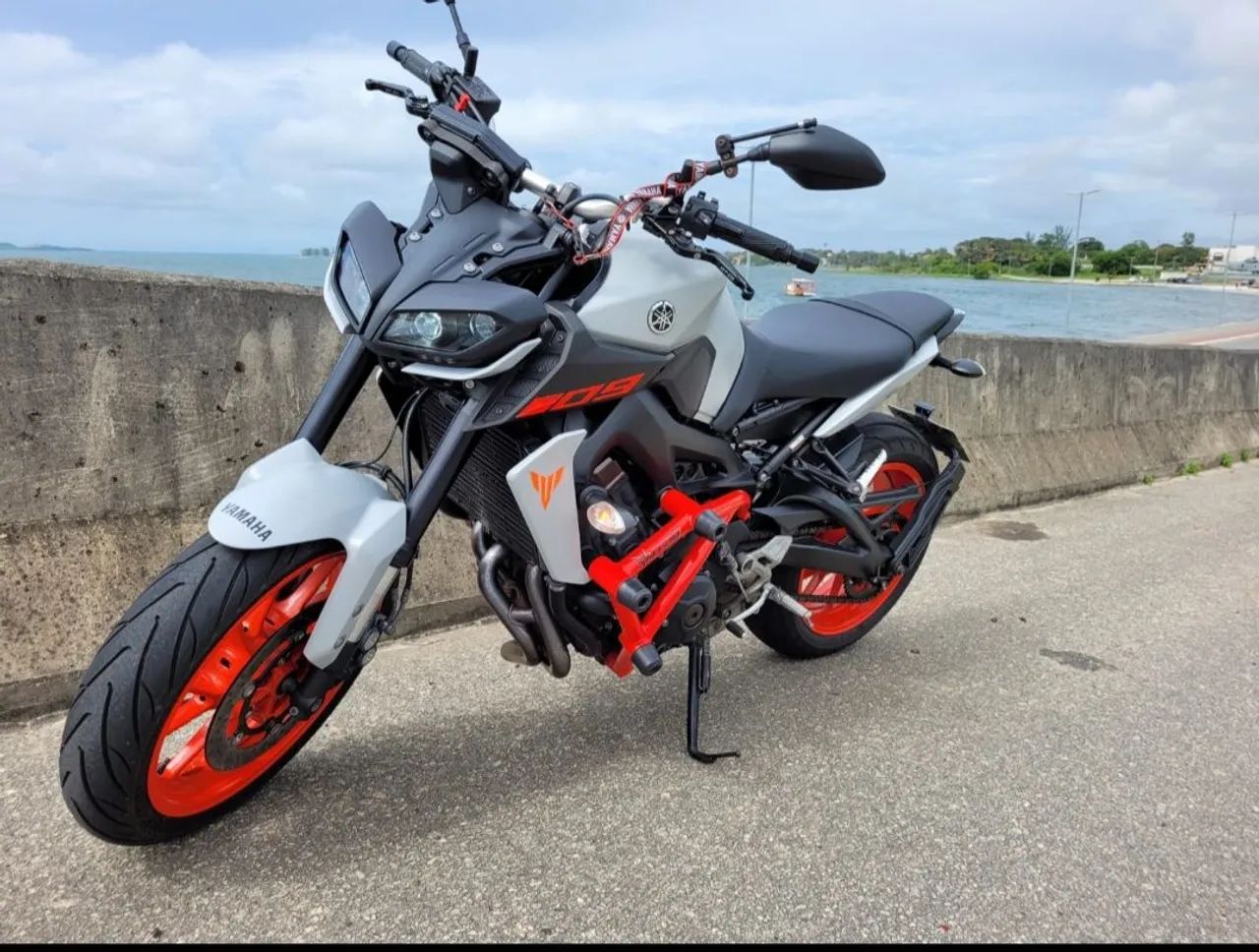 YAMAHA MT-09 Coral - Foto 6