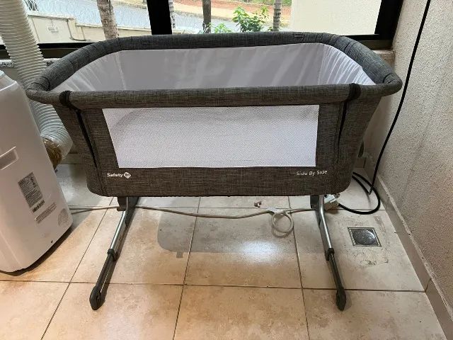 Berço Portátil Safety First Cinza - Em excelente estado